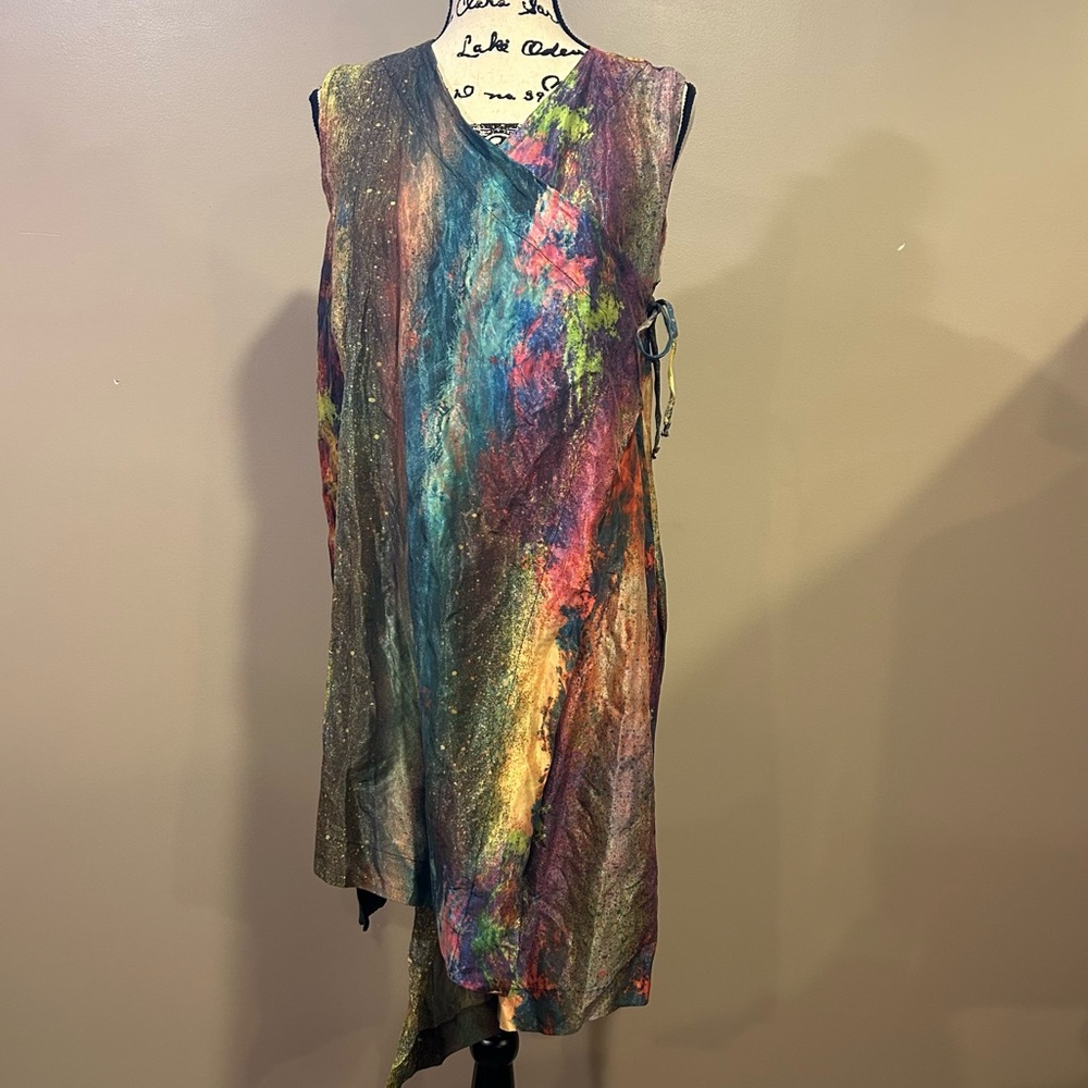 Bryn Walker Zen Taffeta Nebulosa Abstract Print Asymmetrical Hem Wrap Tunic - Picture 13 of 16